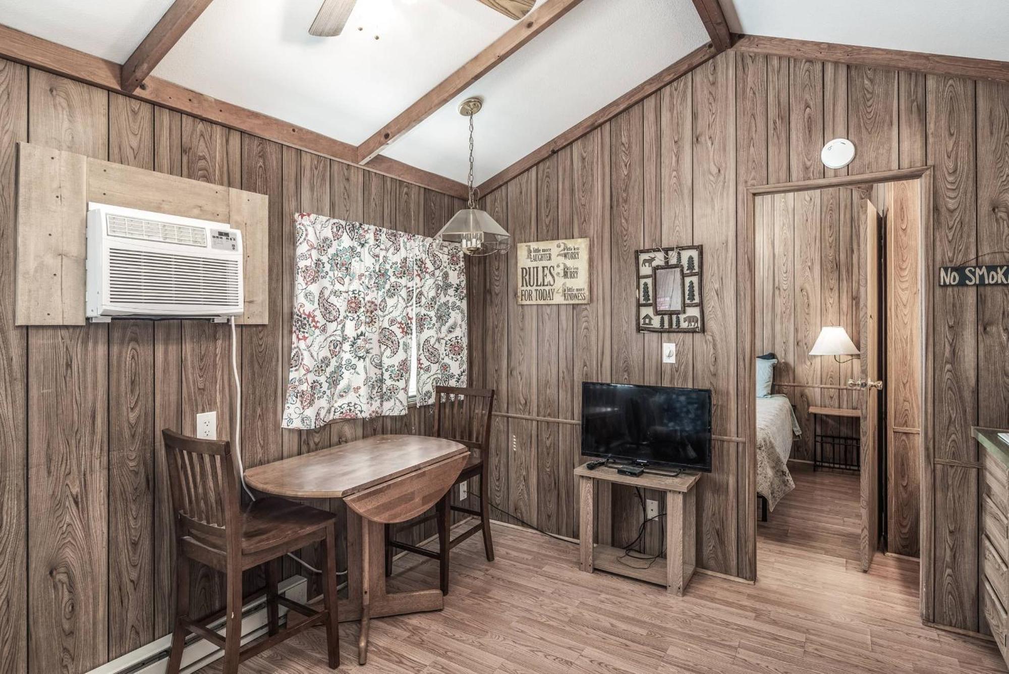 Rainbow Lake Cabin & Rv Resort Руидозо Экстерьер фото